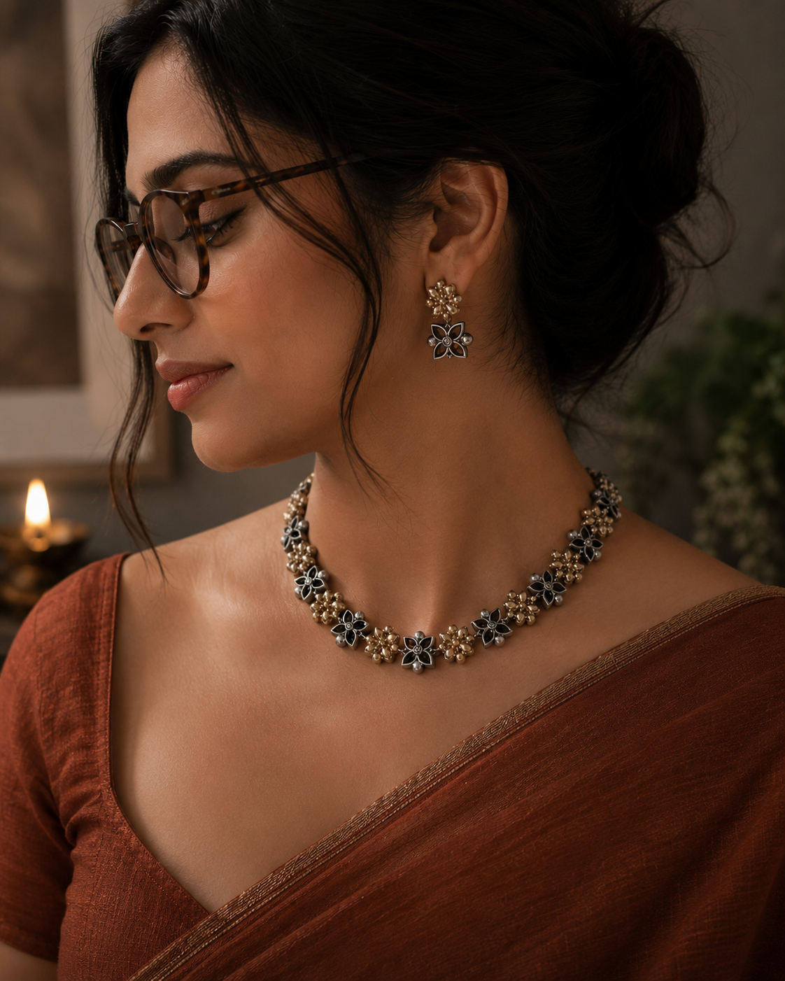 Dual-Tone Floral Choker Necklace Set